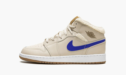 Air Jordan 1 Mid GS Fleece Pearl White - DO2207 264 | The Sortage