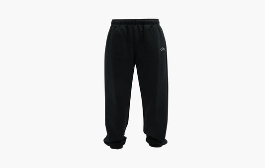 aloyoga Accolade Straight Leg Sweatpant Black | The Sortage