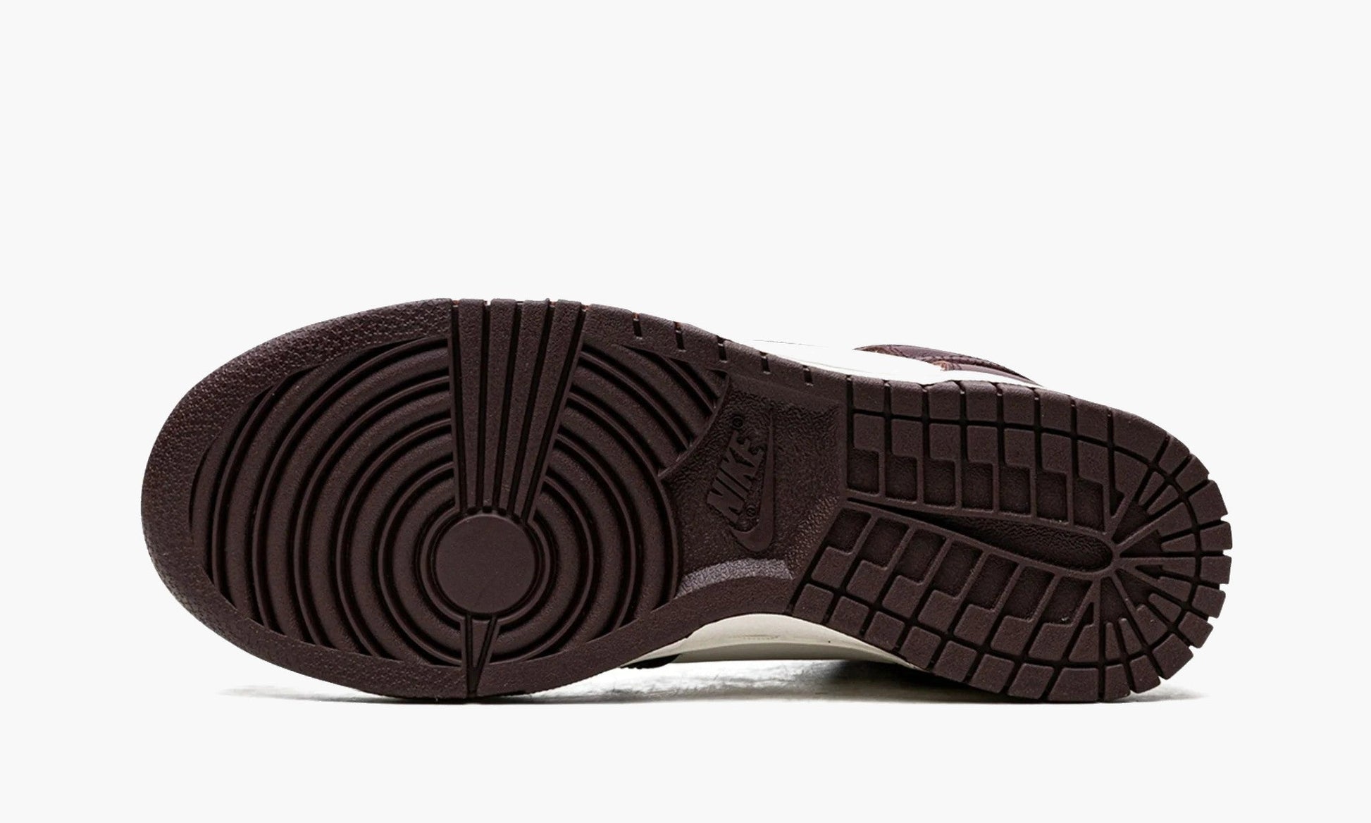 Dunk High WMNS Burgundy Crush - DD1869 601 | The Sortage