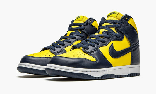 Dunk High Michigan - CZ8149 700 | The Sortage