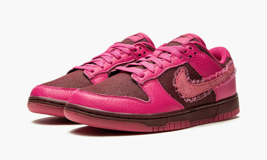 Dunk Low WMNS Valentine's Day - DQ9324 600 | The Sortage
