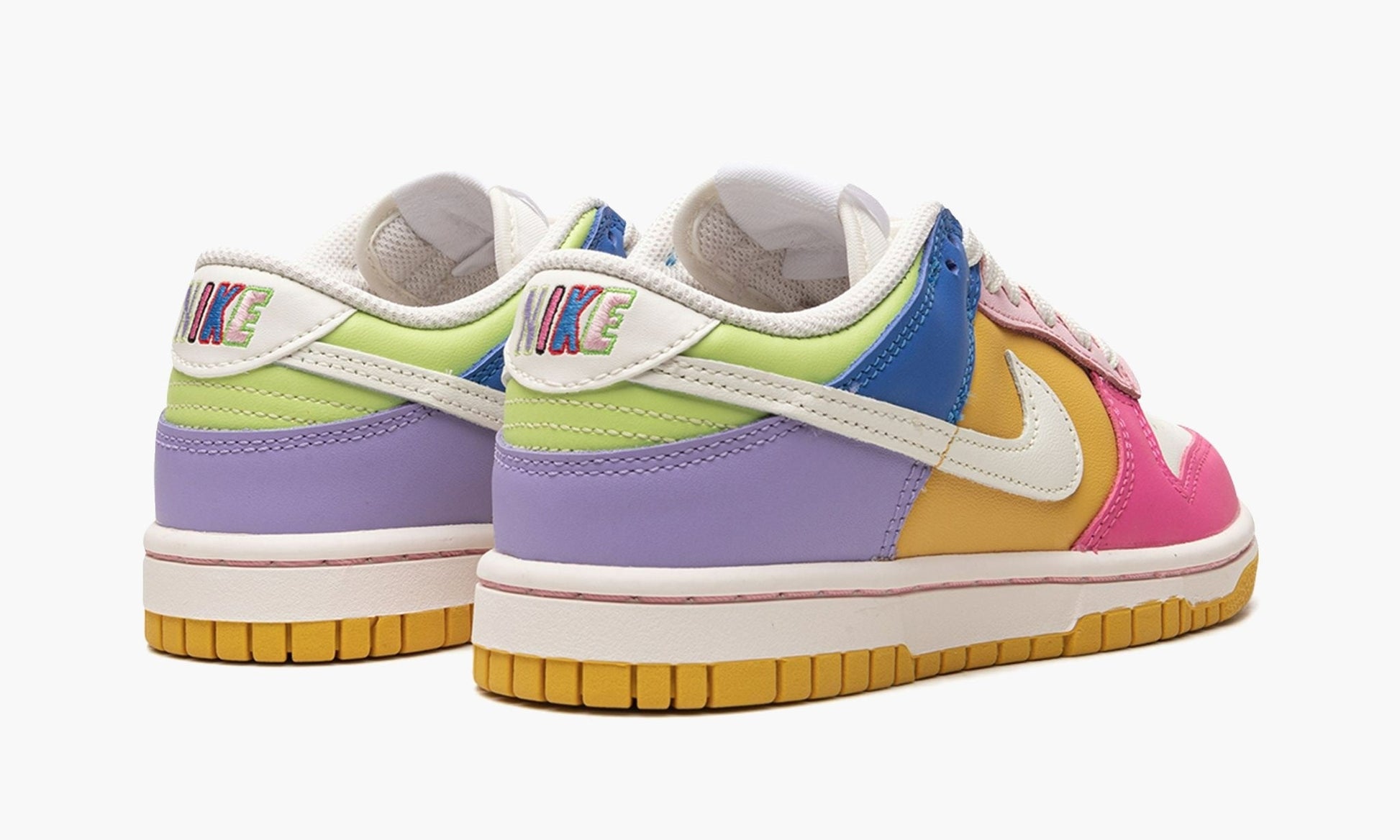 Dunk Low WMNS Solar Flare Multi-Color - FD9923 111 | The Sortage