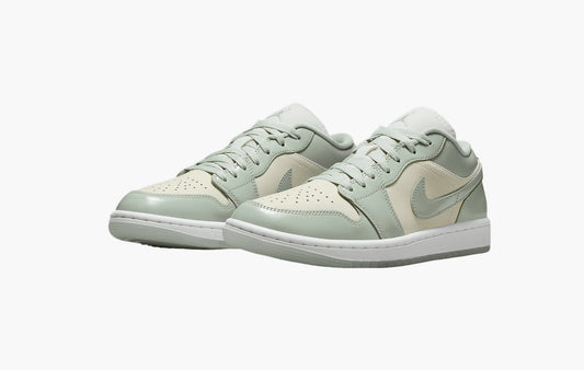 Jordan 1 Low WMNS "Seafoam Sail"