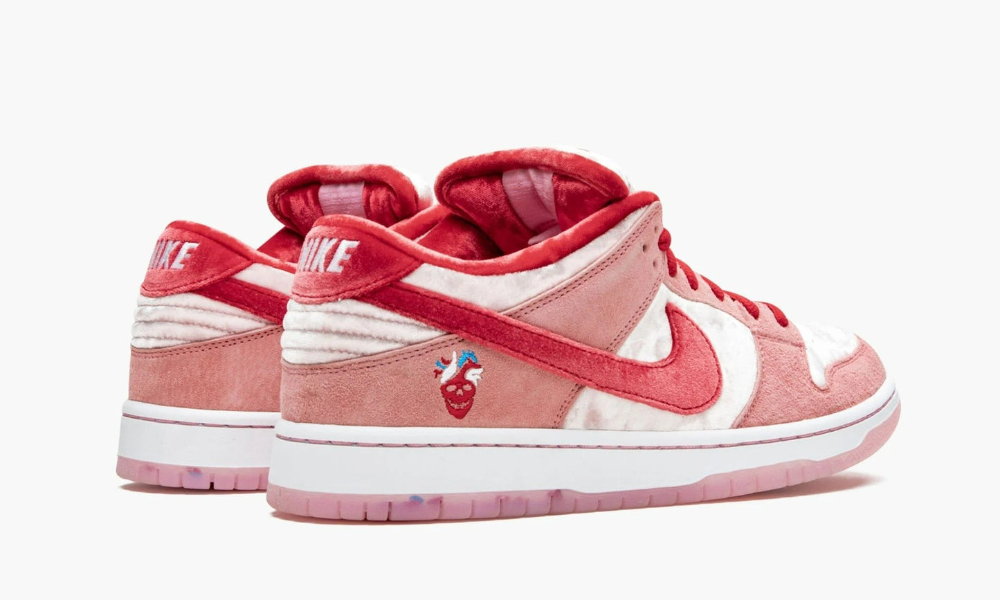 SB Dunk Low Pro StrangeLove - CT2552 800 | The Sortage