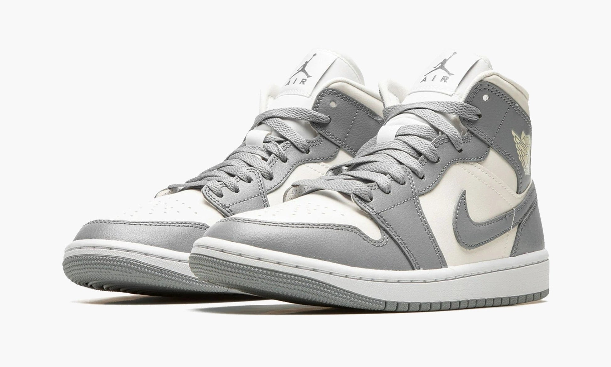 Air Jordan 1 Mid WMNS Stealth - BQ6472 115 | The Sortage