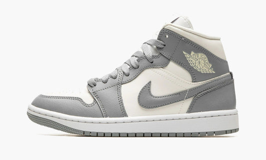 Air Jordan 1 Mid WMNS Stealth - BQ6472 115 | The Sortage