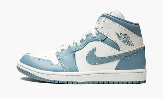 Air Jordan 1 Mid WMNS UNC - BQ6472 141 | The Sortage