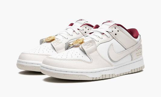 Dunk Low SE WMNS Just Do It White Phantom - DV1160 100 | The Sortage