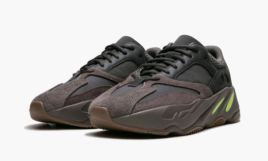 Yeezy Boost 700 Mauve - EE9614 | The Sortage