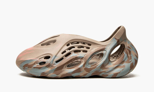 Yeezy Foam RNNR MX Sand Grey - GY3969 | The Sortage